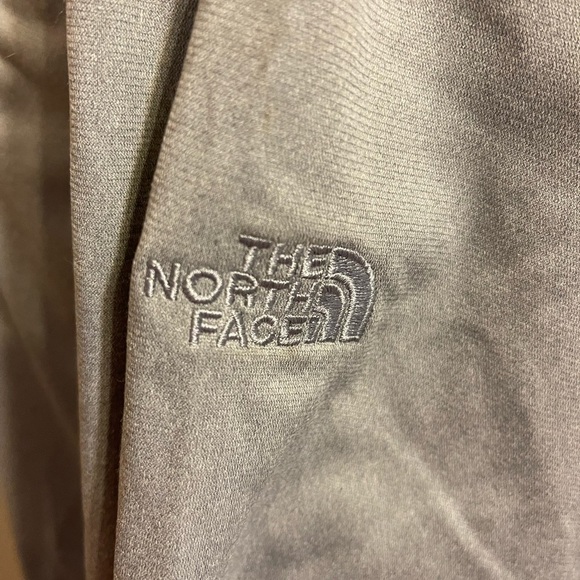 NWT Women’s THE NORTH FACE L Tech 1/4 Zip Fleece Jacket Yale Logo - Picture 5 of 6